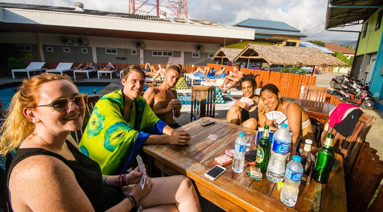 Treechart Hostel Тонгсала Екстериор снимка